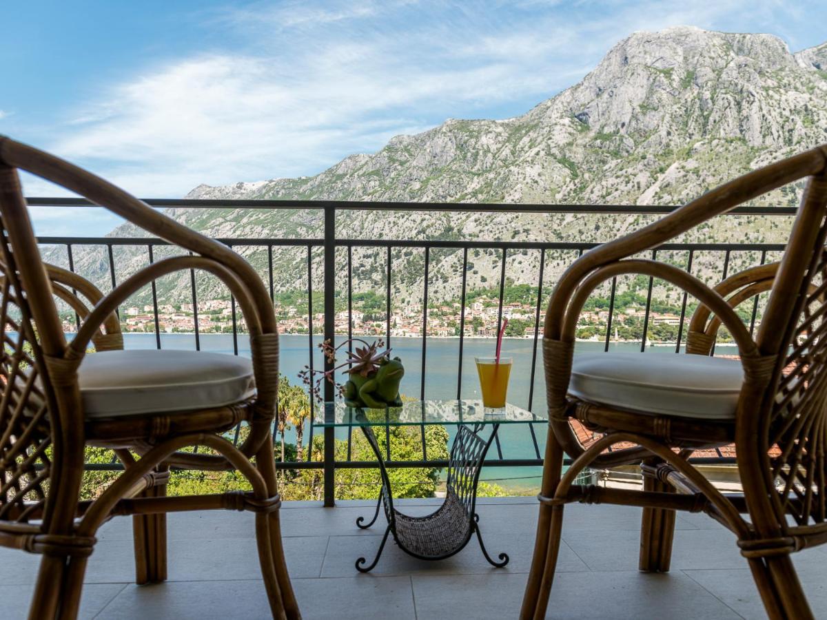 Green Home Apartments Kotor Exterior photo