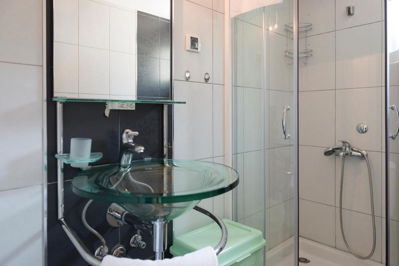 Green Home Apartments Kotor Exterior photo